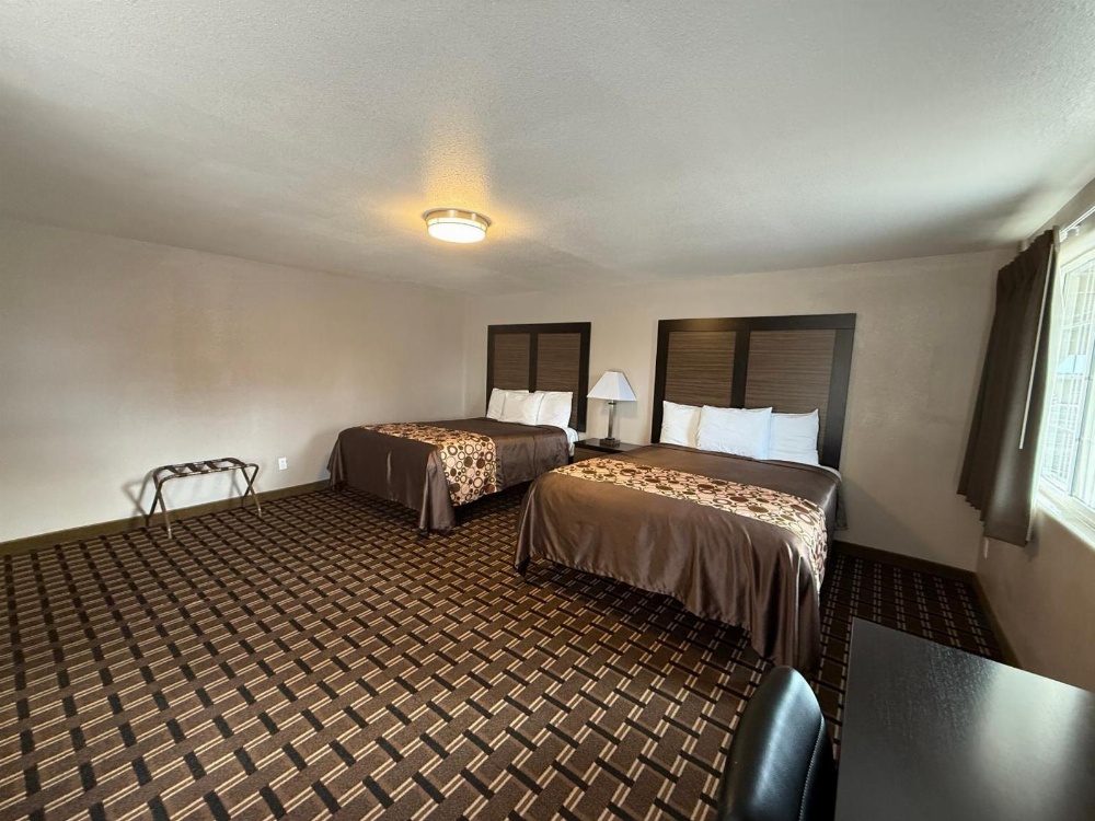 Queen Room with Two Queen Beds