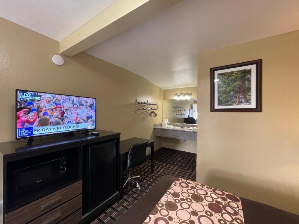 Beverly Lodge image 15